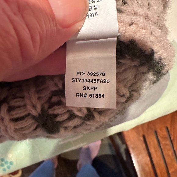 Patagonia Snowbelle Beanie - Picture 6 of 6